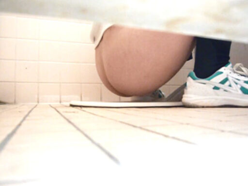トイレまで追ってみた！